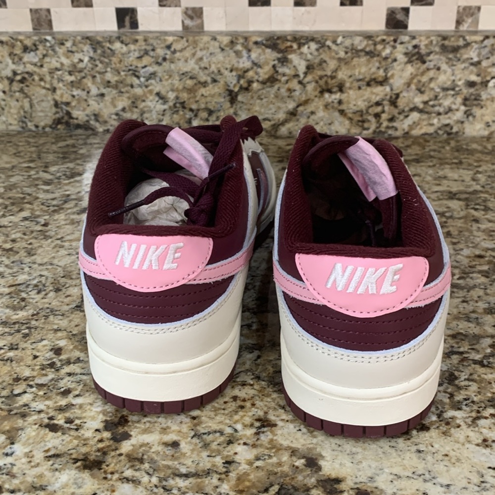 Nike Dunk Low Retro. New with damaged box. Pale ivory,medium soft pink. - Picture 3 of 5